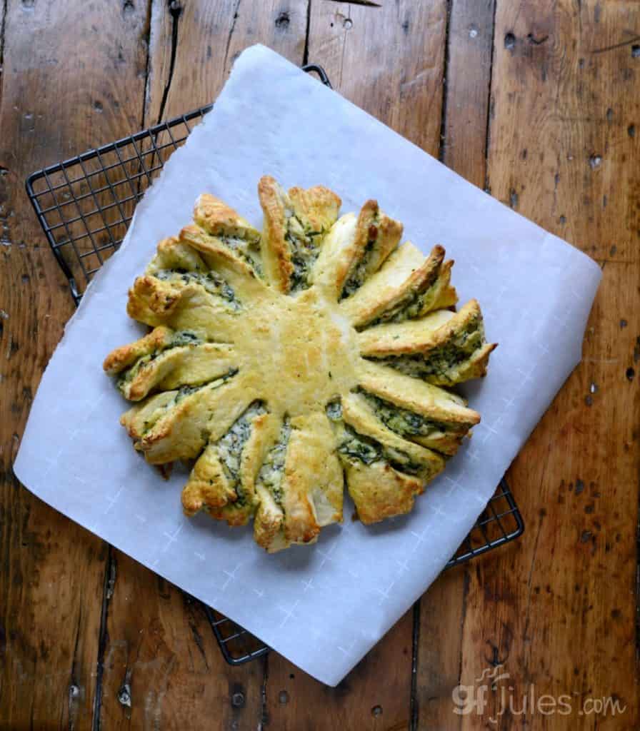 Gluten Free Spinach Artichoke Pull Apart Bread