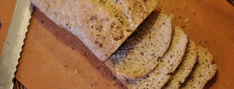 Baking Gluten Free Bread in a Breadmaker - how-to with gfJules