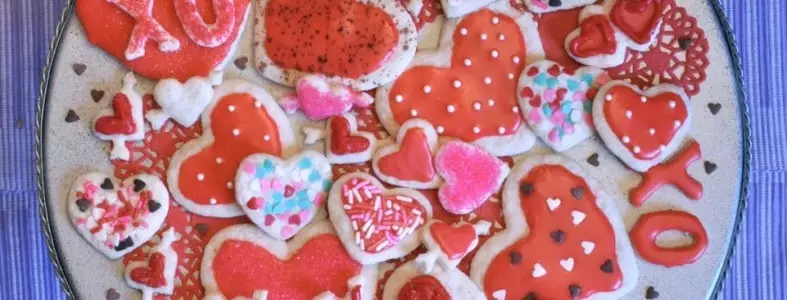 gluten free cut out sugar cookie valentines-cookie-plate-787x300