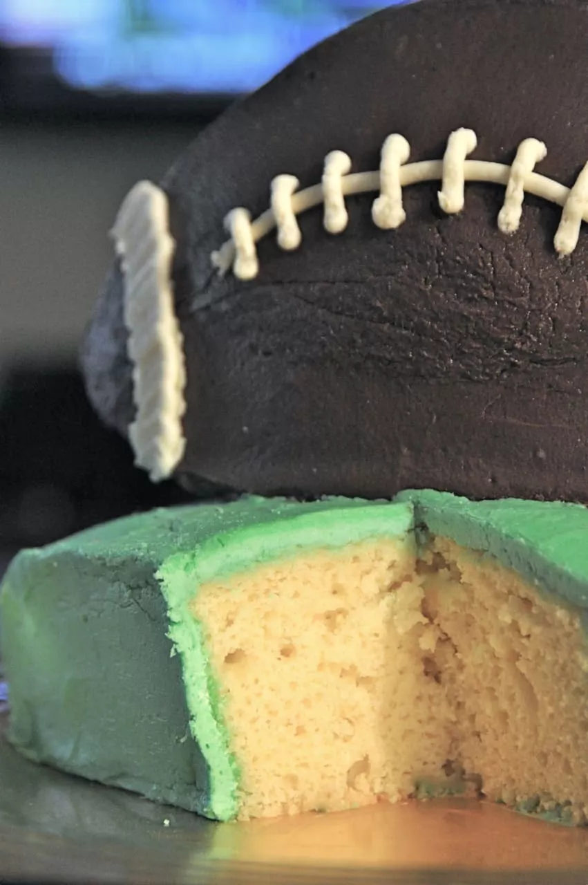 gluten free football-cake-2