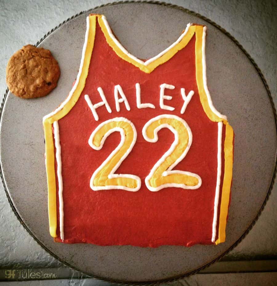 Oatmeal Cookie Jersey Cake'