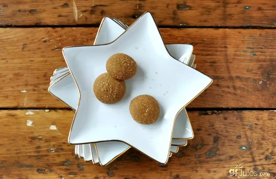 gluten free gingersnaps on star stack - gfJules