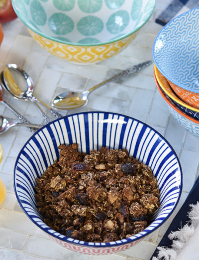 gluten free granola in bowl