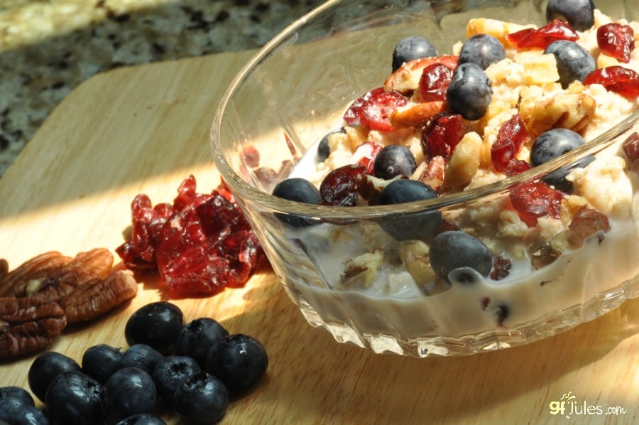 (Gluten free oats can be a nutritious addition to your gluten free diet.)