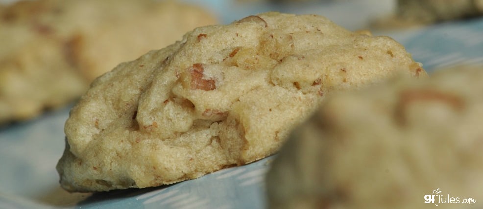 gluten free pecan sandies banner