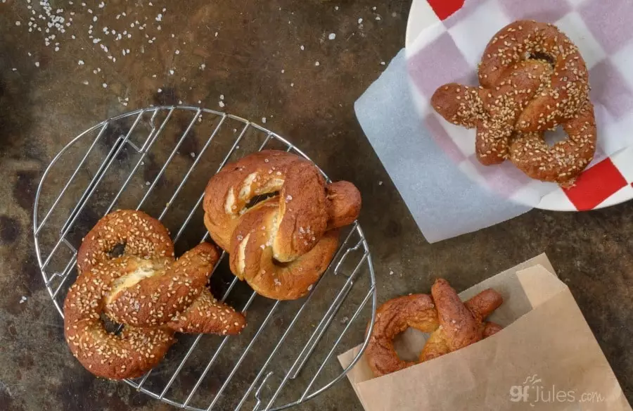gluten free soft pretzel with bag