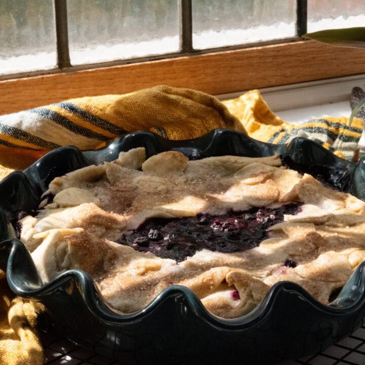 gluten free rustic berry pie 1