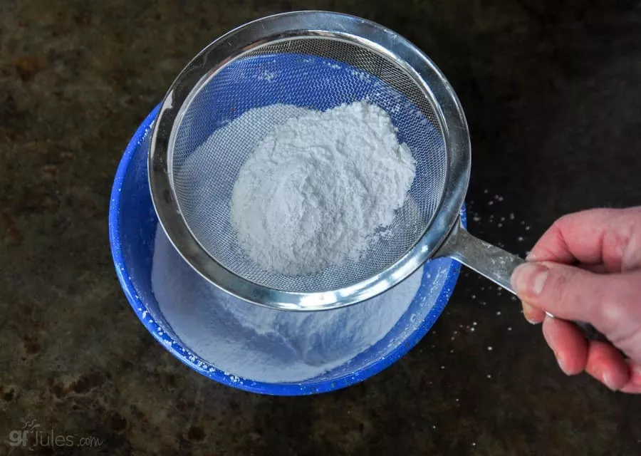 sifting confectioner's sugar