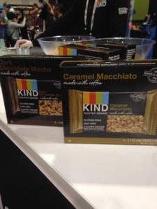 KIND Snacks has done it again with these delicious Healthy Grains Bars made with coffee!