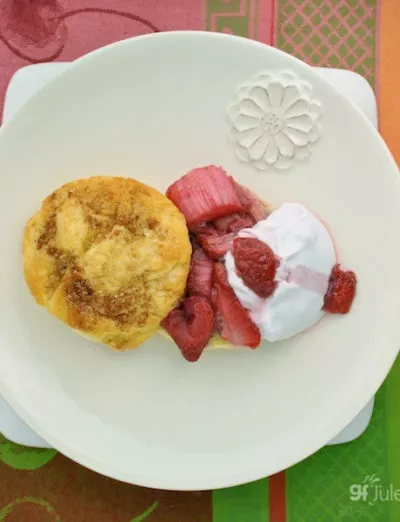 strawberry rhubarb shortcake | gfJules