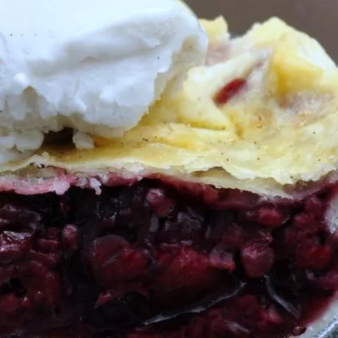 gluten free cherry pie with ice cream