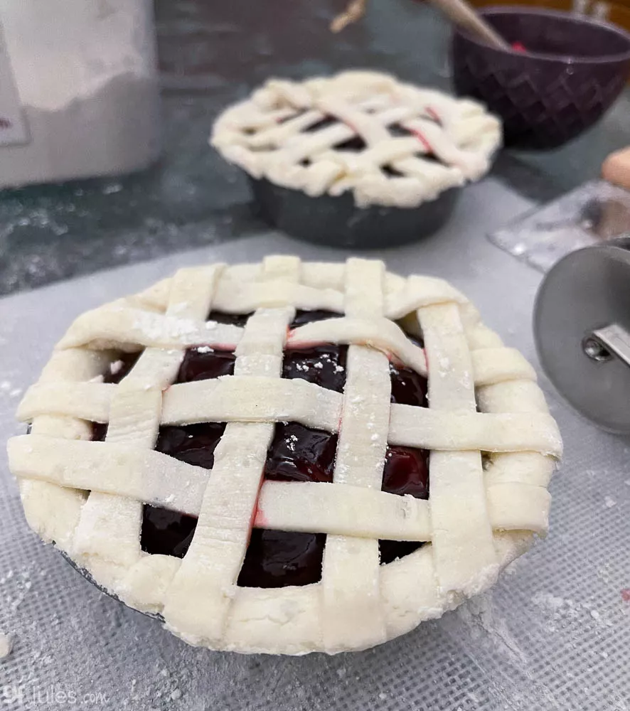 gluten free mini cherry pie dough | gfJules