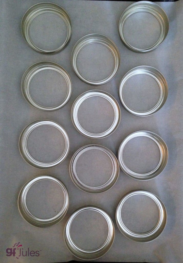 rings on pan