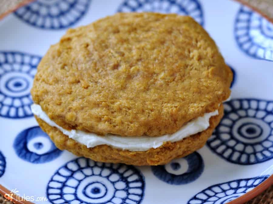 gluten free Little Debbie oatmeal cookie