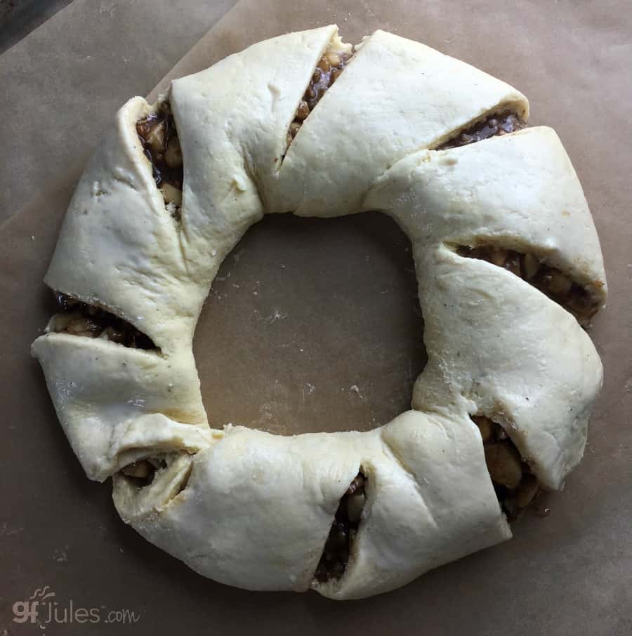 gluten free king cake shaped - gfJules