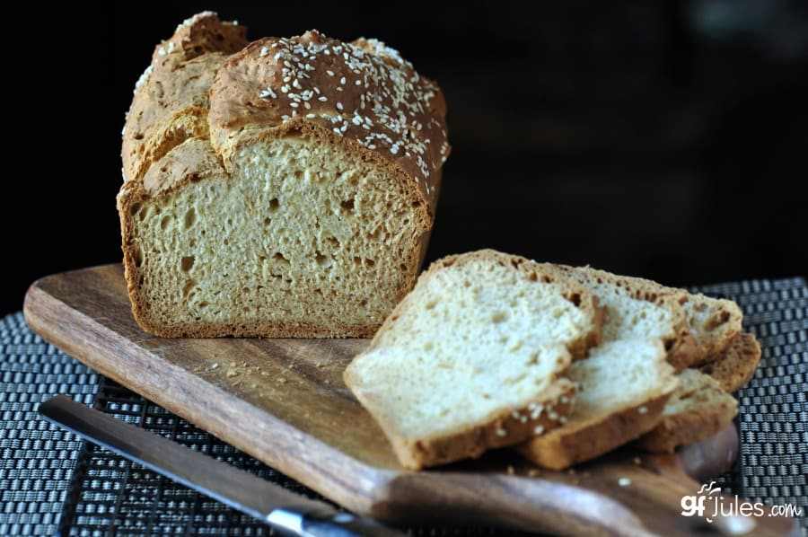 Bread without yeast and wheat