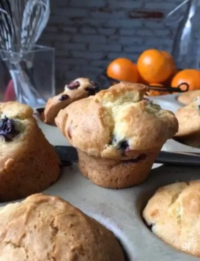 jumbo gluten free blueberry muffins copy