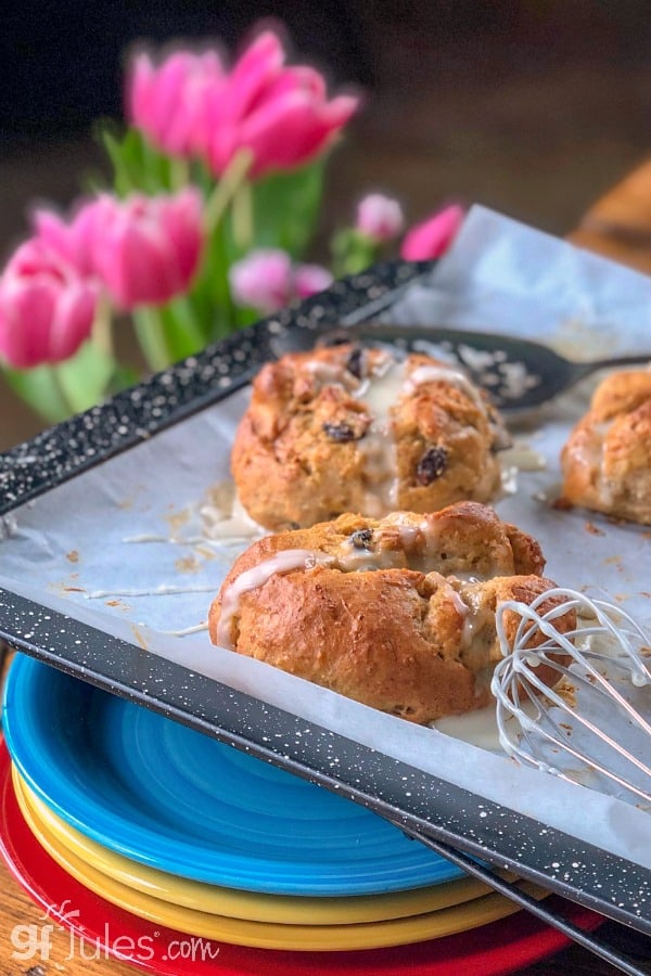 gluten free hot cross buns v