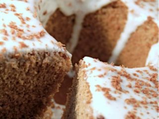 Irish Cream Bundt Cake Recipe  Delicious Irish Desserts - Global