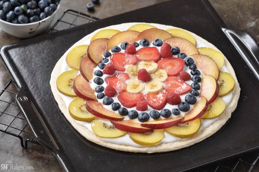 gluten free fruit pizza on emile henry tray2