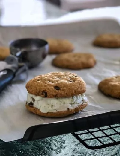 gluten free chocolate chip cookie ice cream sandwiches gfJules