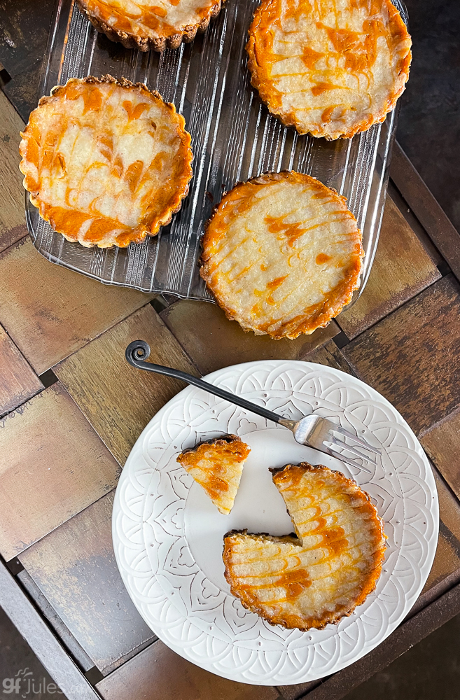 gluten free vegan pumpkin cheesecake tarts OH V|gfJules