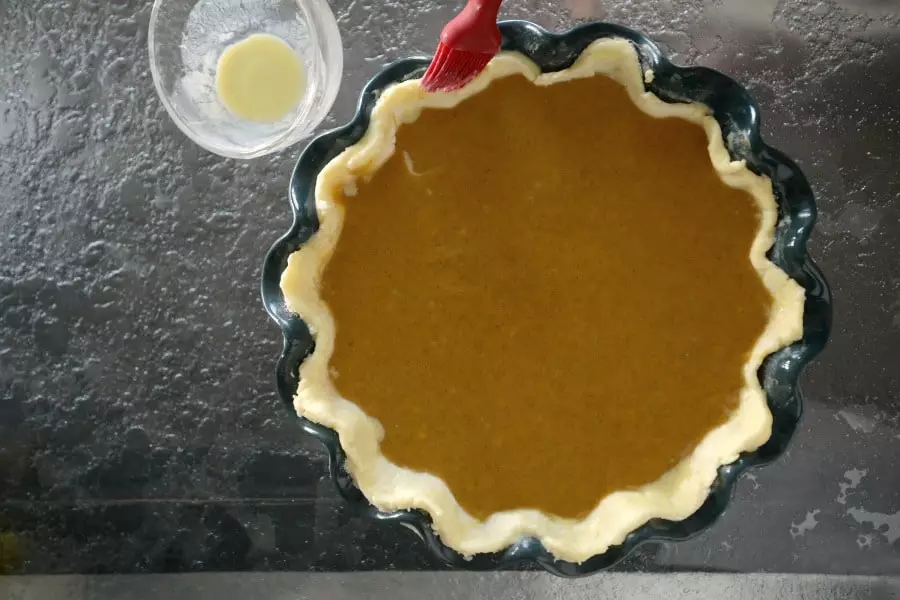 brushing gluten free pie crust edges