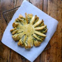 Gluten Free Spinach Artichoke Pull Apart Bread