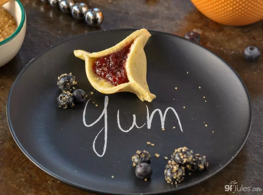 gluten free hamantaschen with berries CU