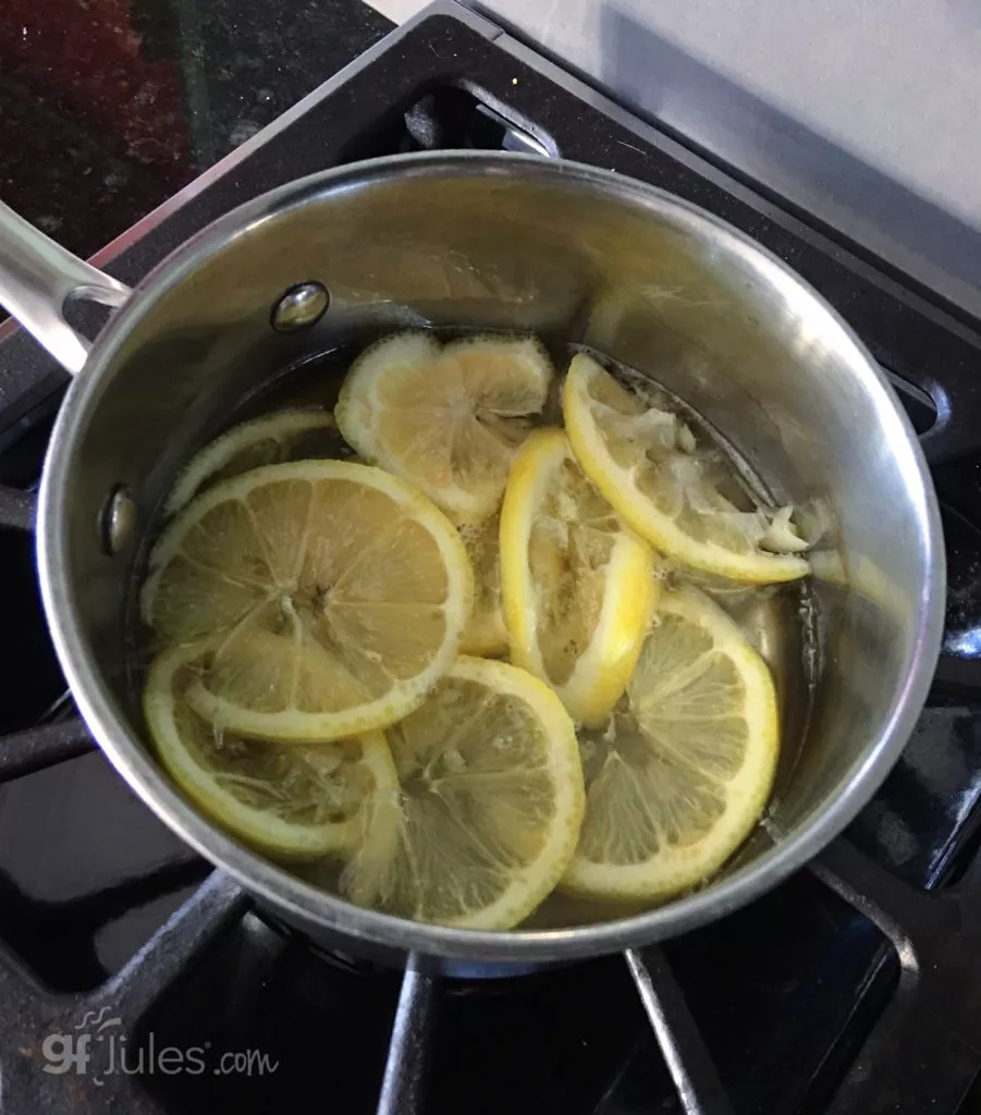 making lemon syrup