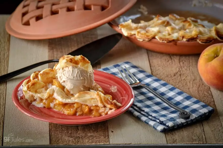 gluten free peach pie with cashew ice cream