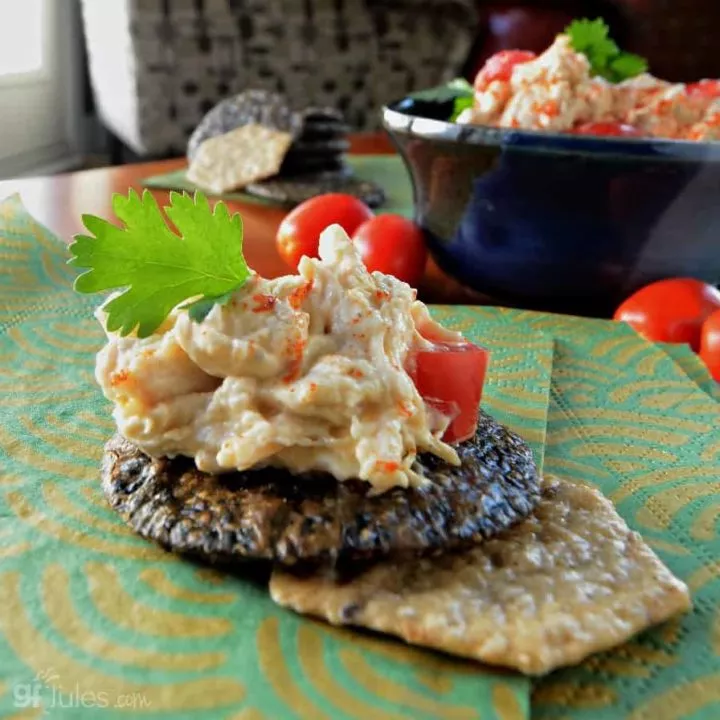 gluten free crab dip with on crackers