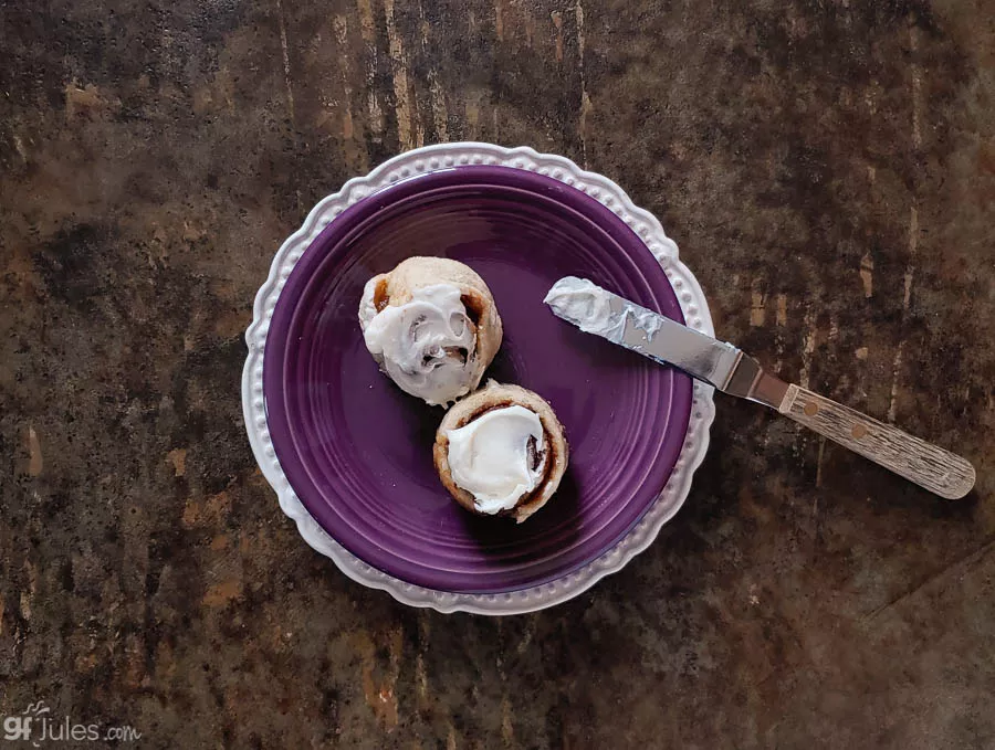 gluten free yeast free cinnamon buns with icing