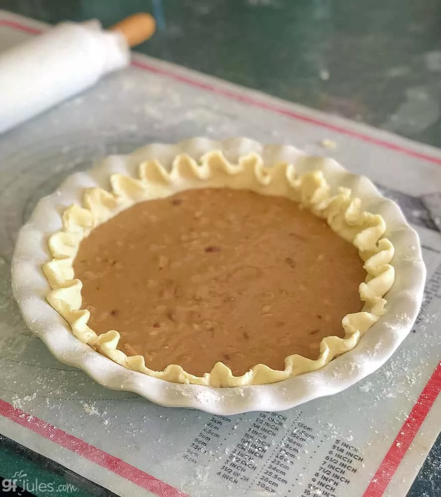 pepsi and peanuts pie before baking