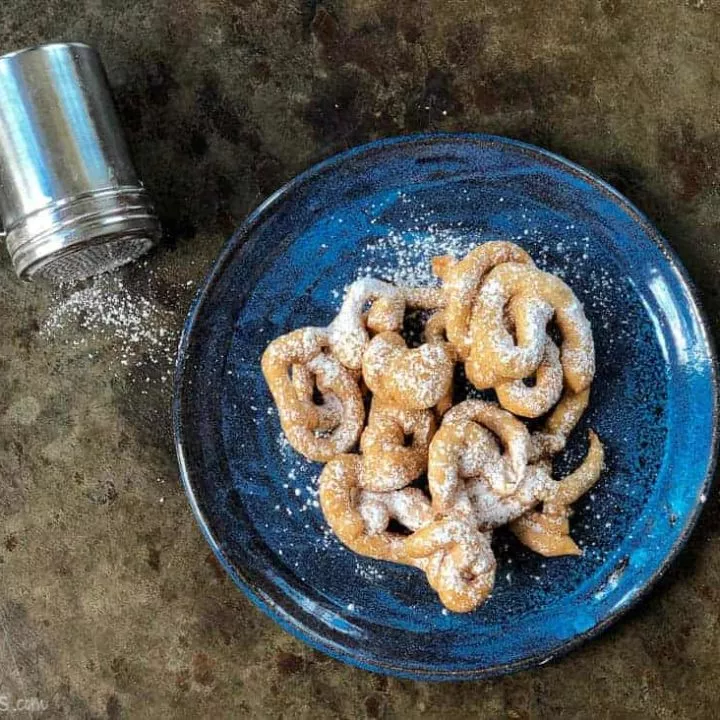 gluten-free-funnel-cake-on-blue-plate