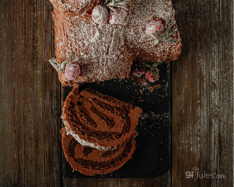 Christmas Yule Log Cake - Buche de Noel - Drive Me Hungry