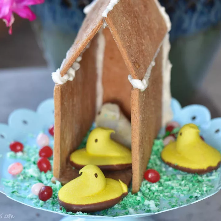 gluten free easter graham cracker house 2 | gfJules