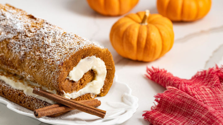 Pumpkin Roll + Video  Dessert Now Dinner Later