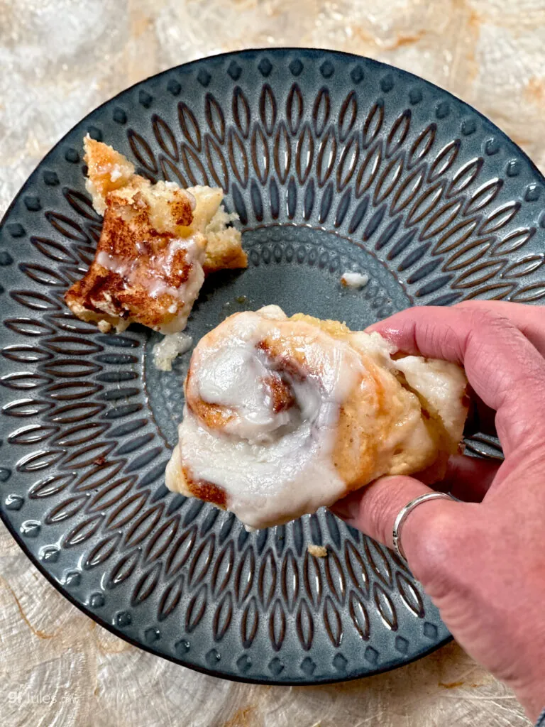 Gluten-free cinnamon rolls-3-2