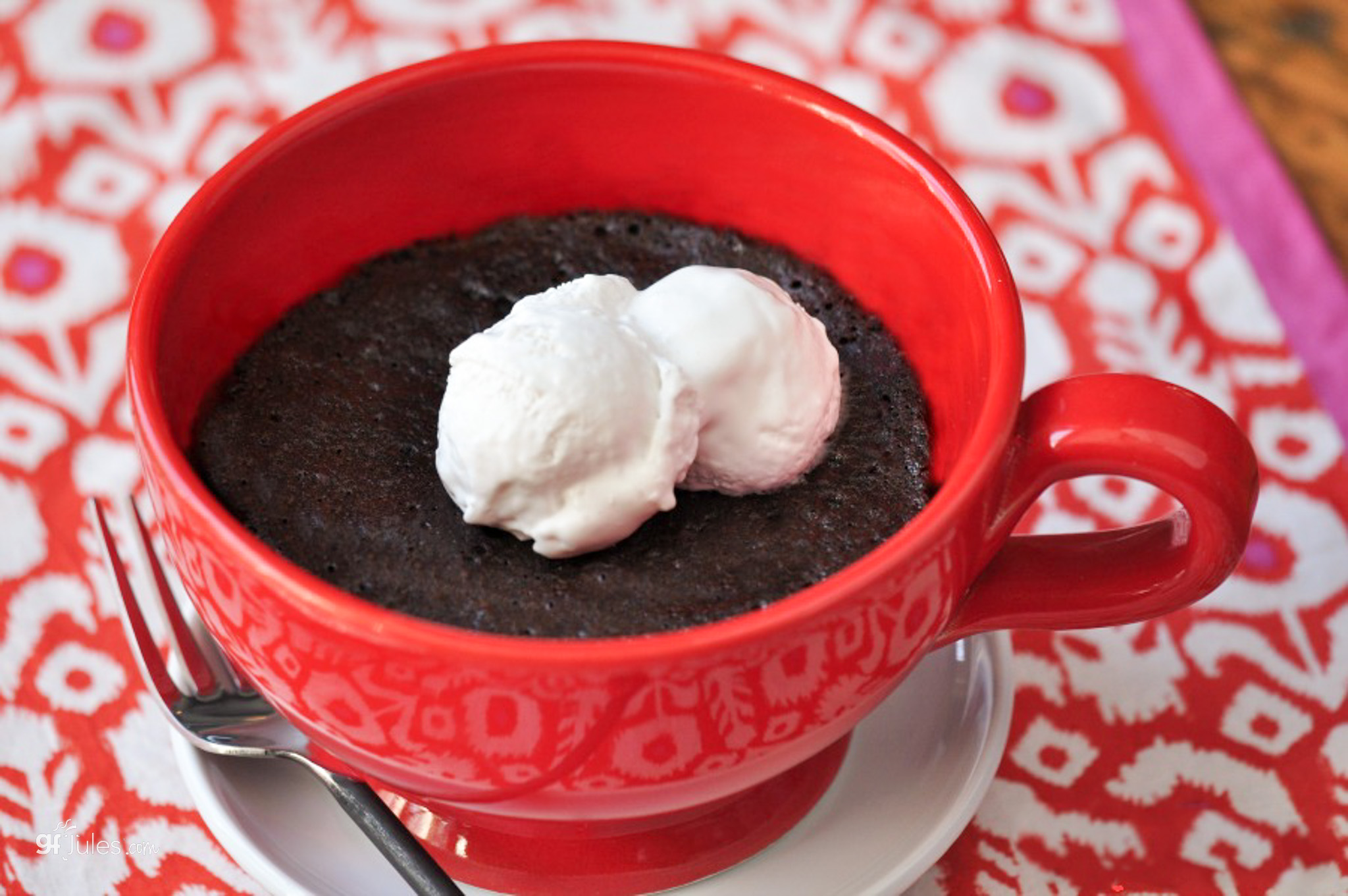 gluten free chocolate mug cake with so delicous cocowhip - 