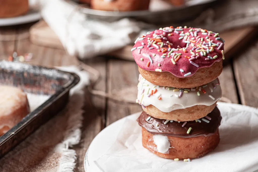 gluten free fried doughnuts_6817-2