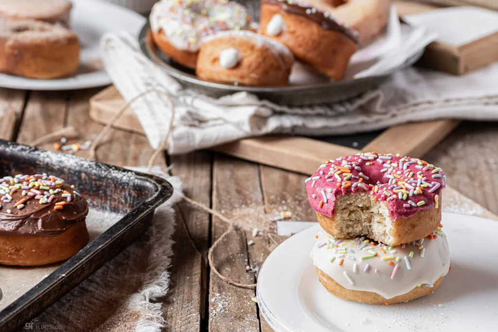 gluten free fried doughnuts_6920-2