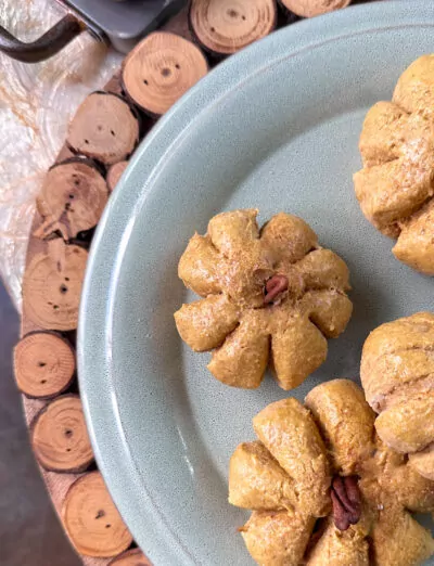 Gluten Free Pumpkin shaped Rolls OH