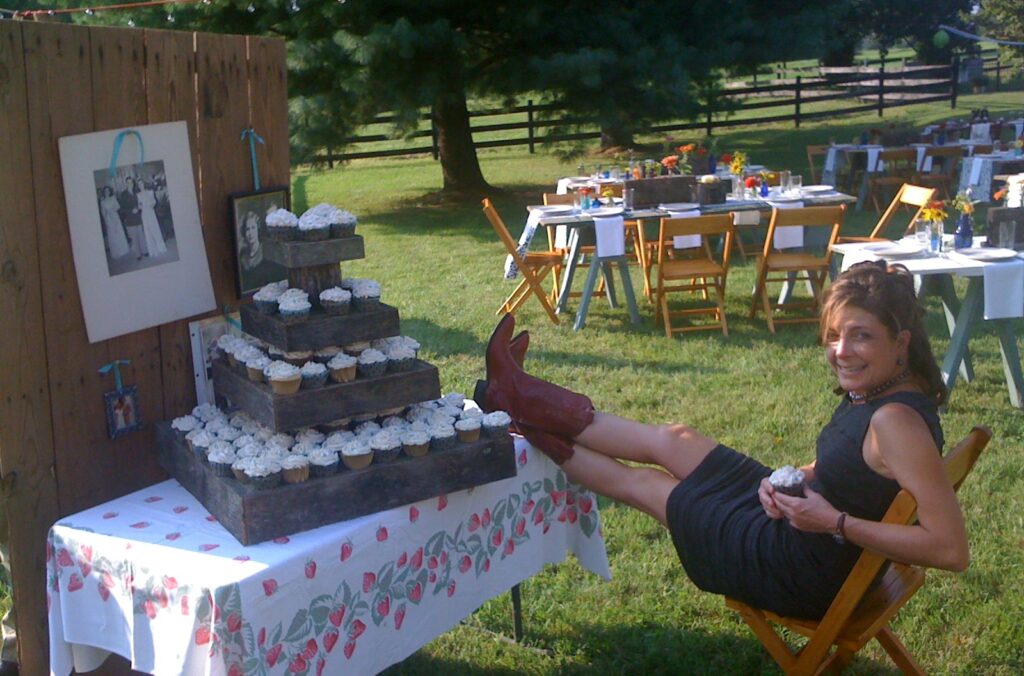 wedding cupcakes jules relaxing