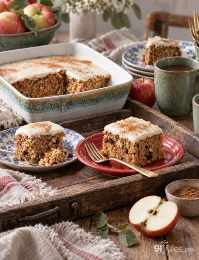 gluten free apple cider cake with apples