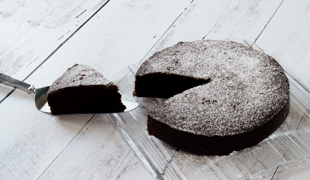 gluten free red velvet round dutched choc