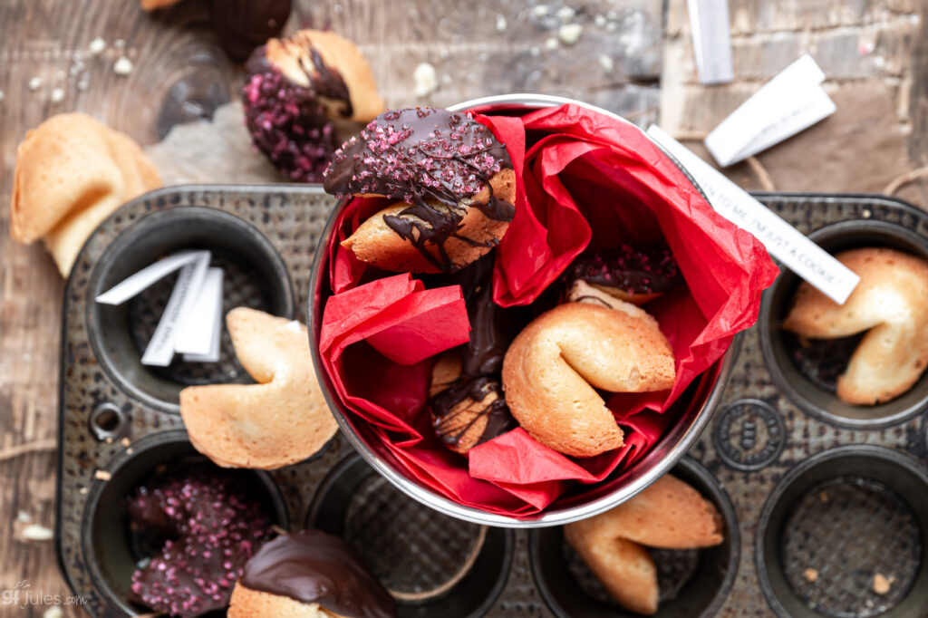 gluten free fortune cookies at party