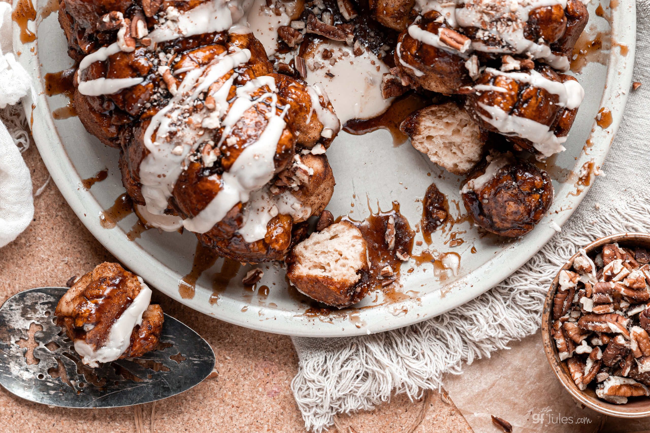 gluten free monkey bread banner