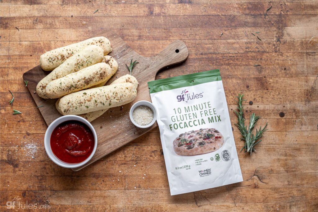 gluten free breadsticks served with marinara sauce